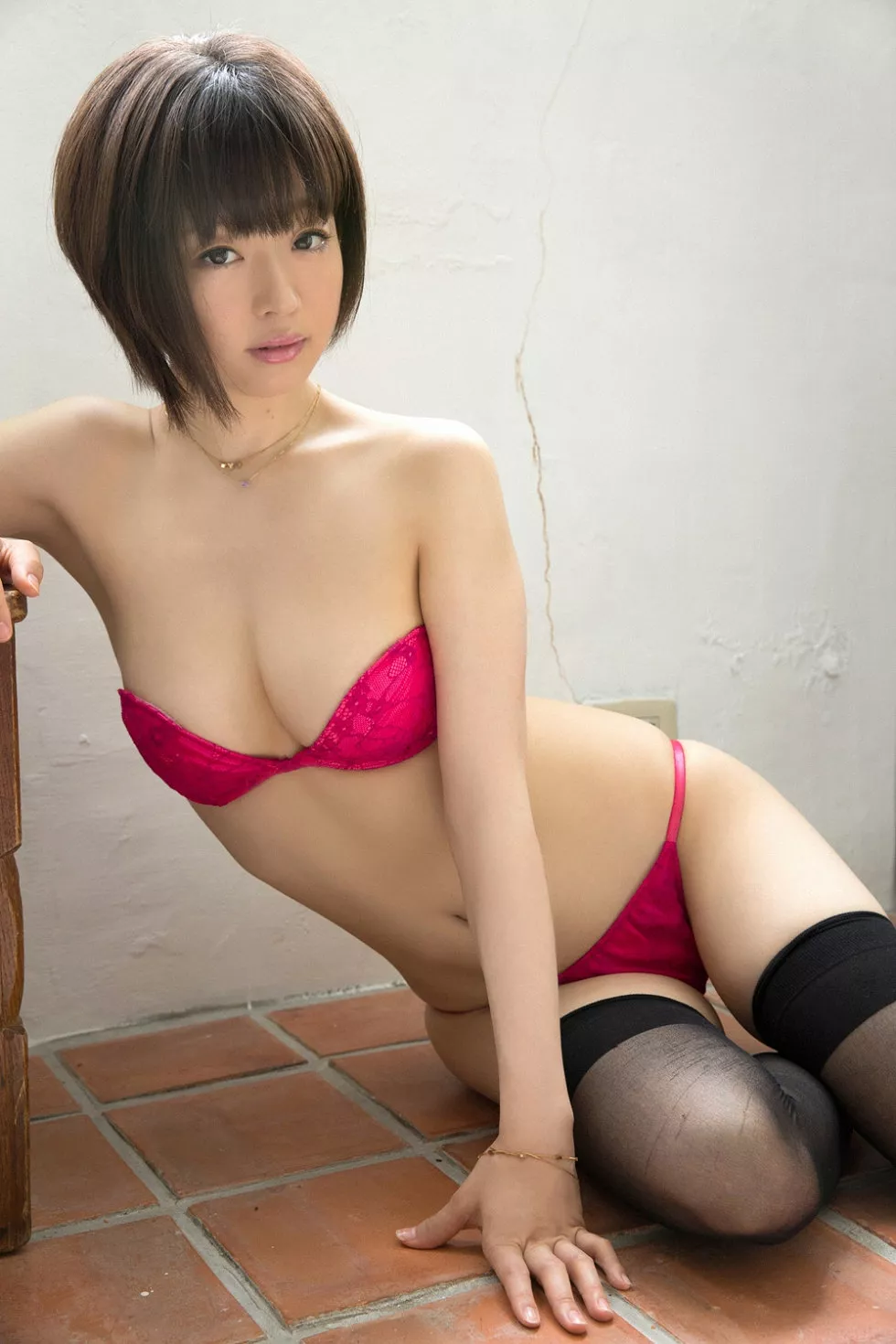 Xgyw.Org_[YS Web]Vol.623_日本童颜巨乳美女喜屋武千秋性感美胸系列写真99P