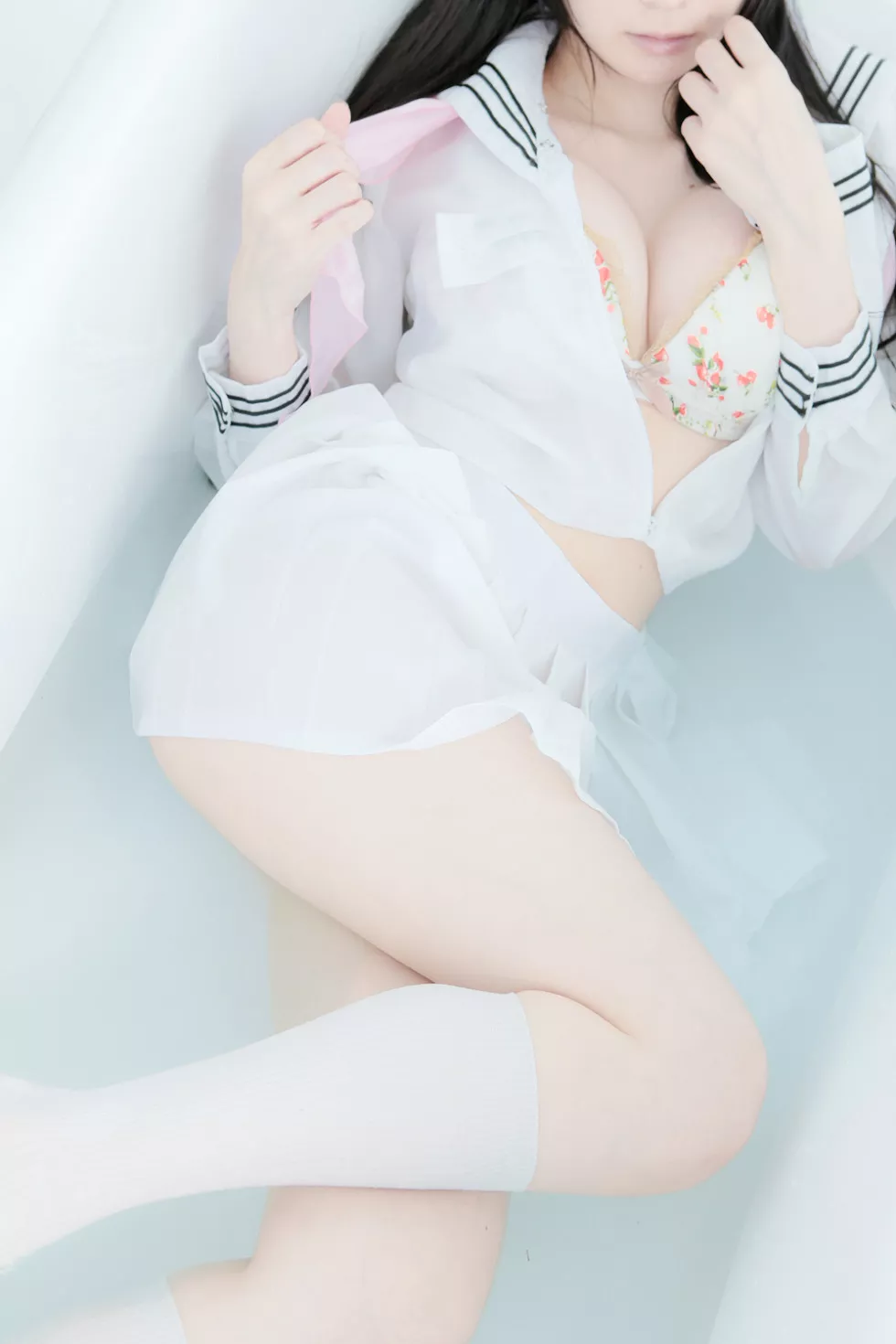 Xgyw.Org_[Cosplay精选]COS正片《泡沫的花》图集长发美少女清新写真200P