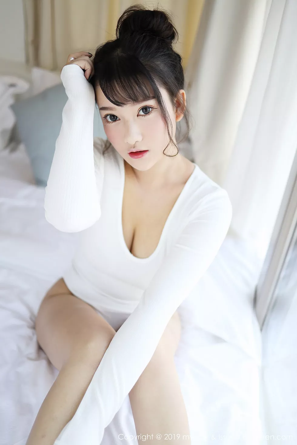 Xgyw.Org_[MyGirl美媛馆]Vol.342_巨乳嫩模小尤奈私房低胸白色内衣+比基尼秀完美身材诱惑写真40P