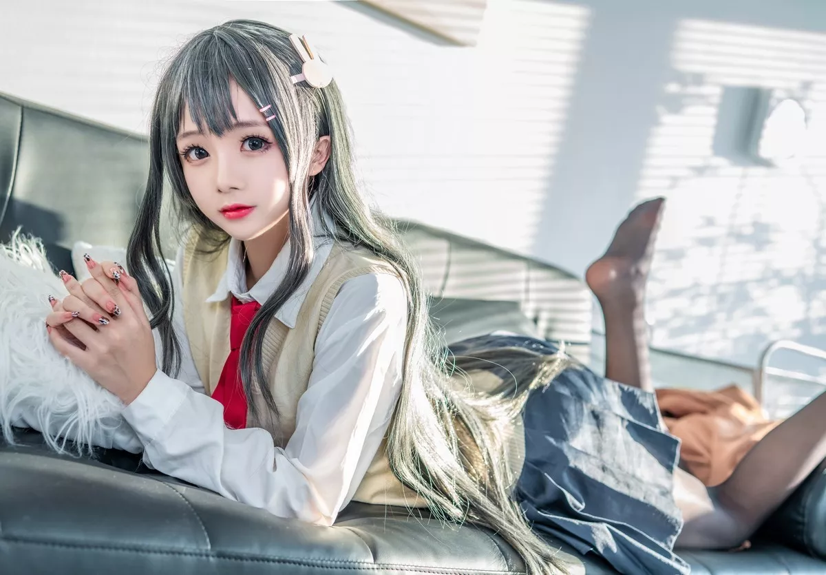 Xgyw.Org_Cosplay美女日奈娇麻衣校服主题私房性感学生制服半脱露蕾丝内衣迷人诱惑写真73P