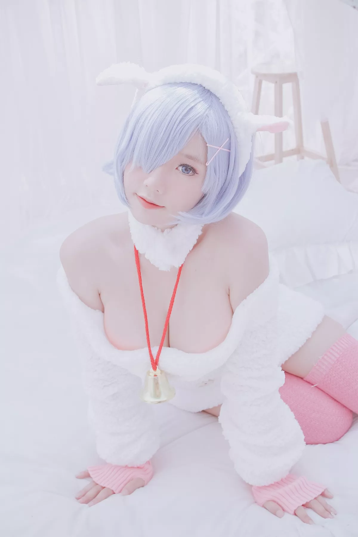 Xgyw.Org_越南小姐姐Messie Huang-Rem the sheep主题脱纯白服饰露性感内衣诱惑写真46P