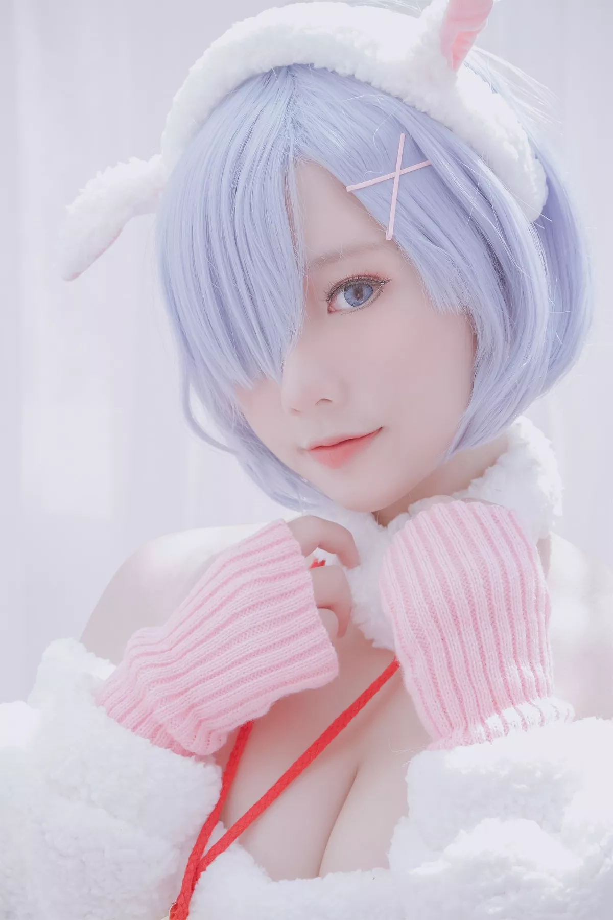 Xgyw.Org_越南小姐姐Messie Huang-Rem the sheep主题脱纯白服饰露性感内衣诱惑写真46P