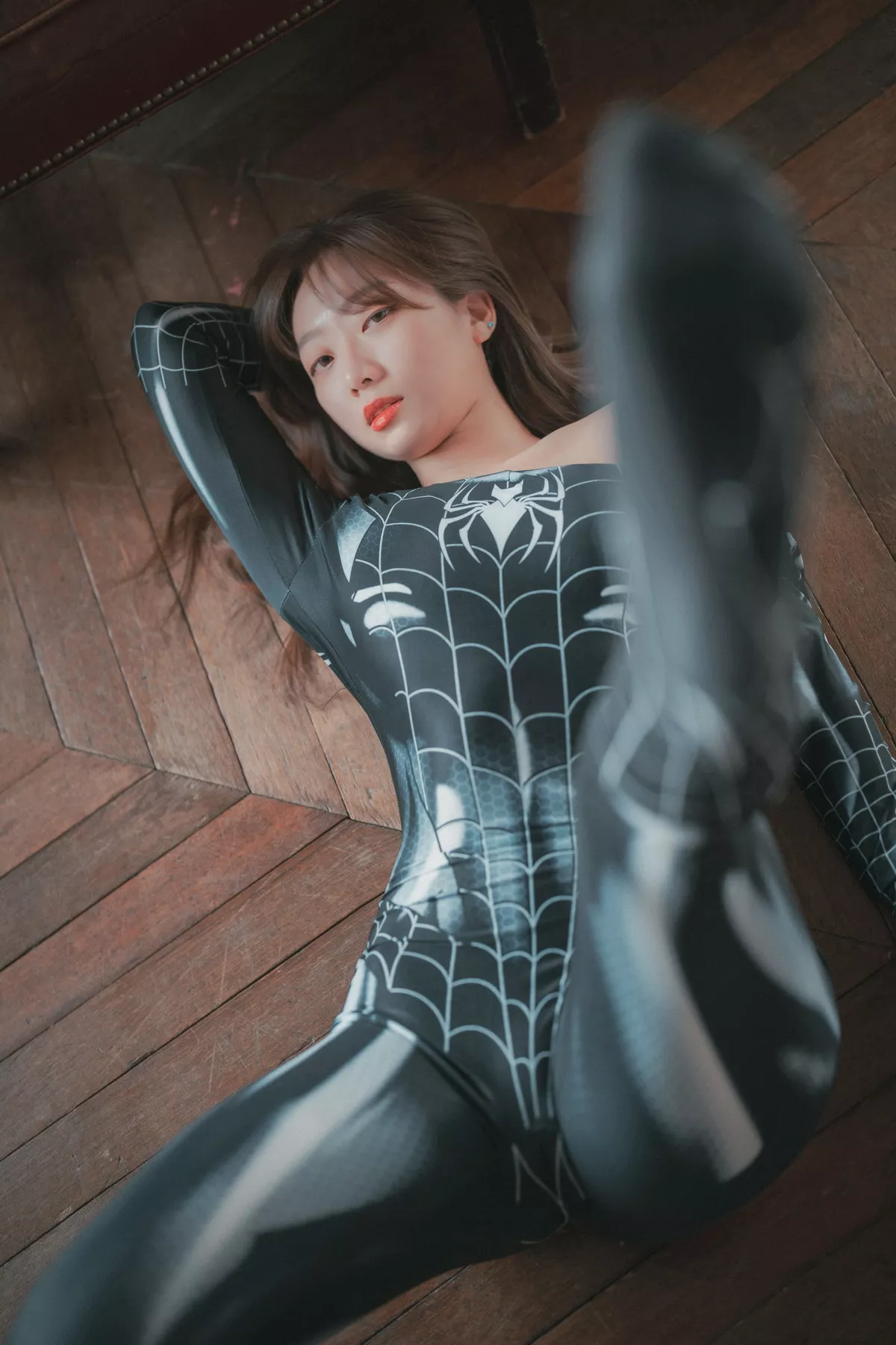 Xgyw.Org_[DJAWA]No.210_Koby_The Curvy Spider Girl主题紧身蜘蛛侠服饰秀完美身材诱惑写真48P