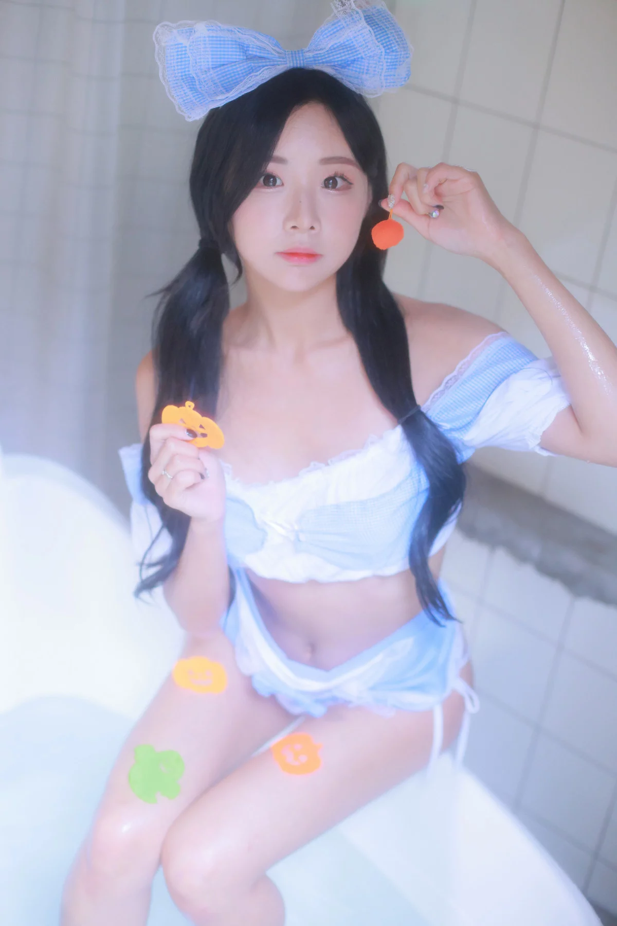 Xgyw.Org_韩国美女模特Habin-Underwear03主题浴室女仆装+灰色短毛衣秀完美身材诱惑写真155P