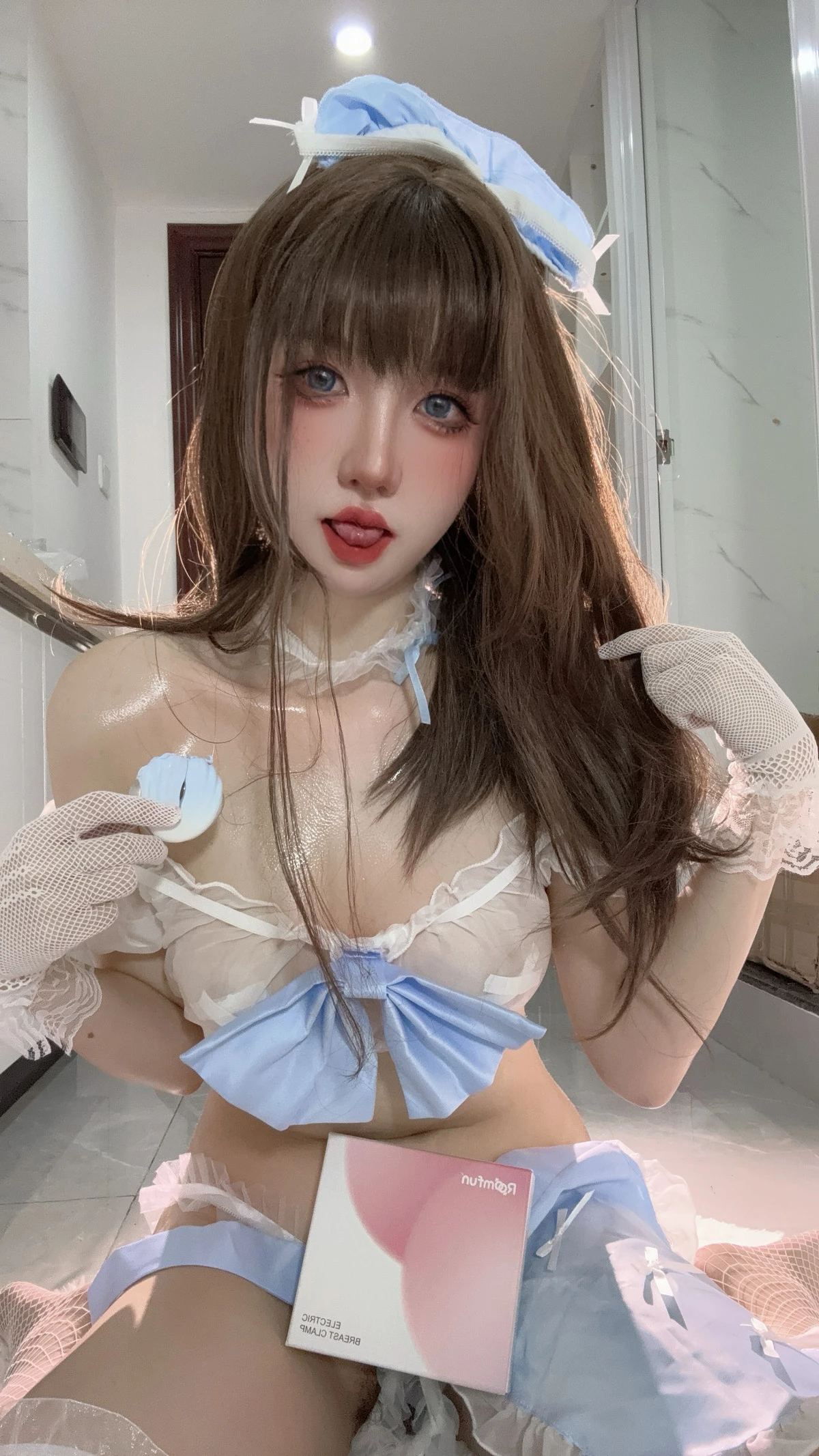 Xgyw.Org_鬼马少女阿薰kaOri蓝色奶油蛋糕主题私房性感薄纱情趣服饰配白丝网袜秀美腿诱惑写真24P