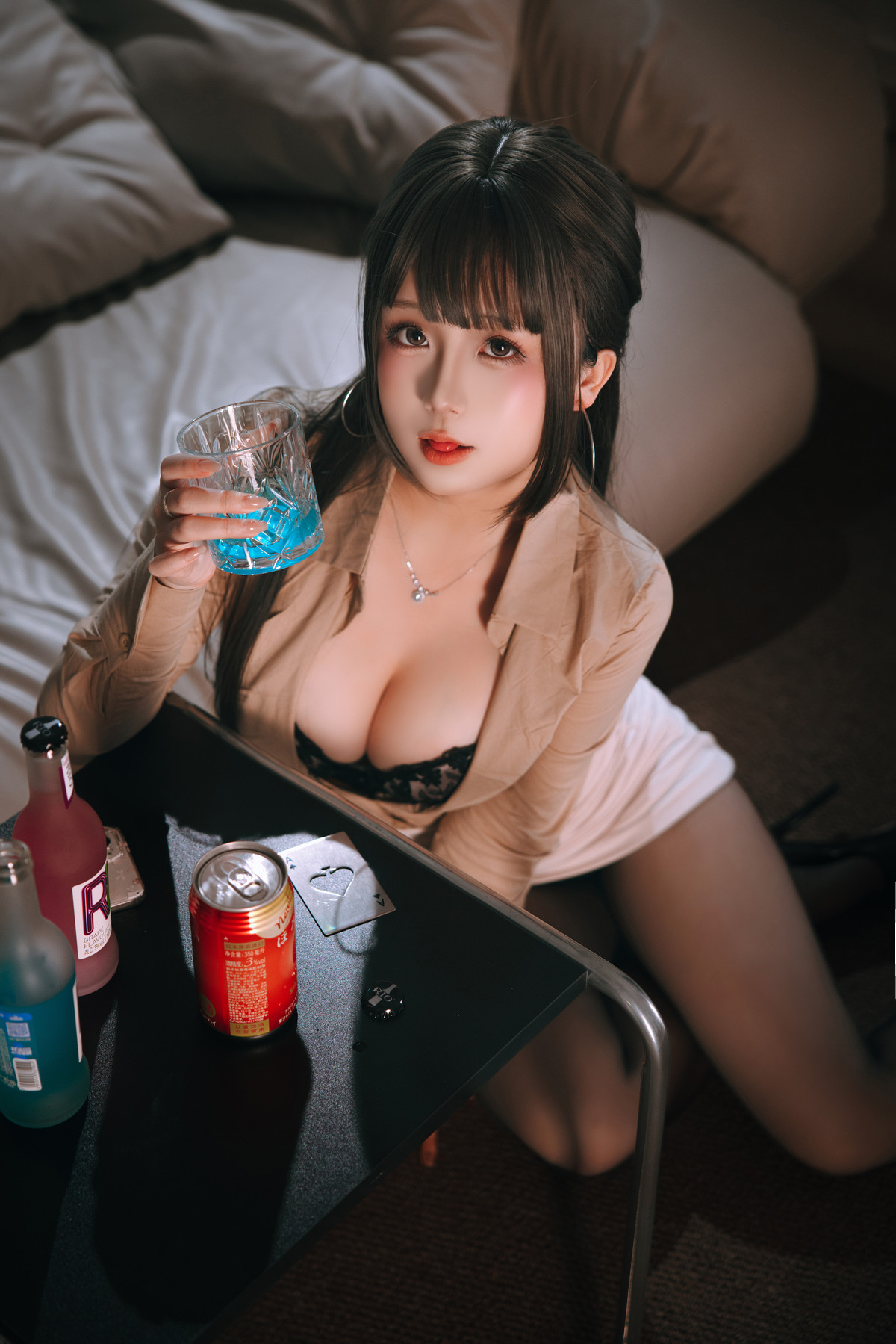 Xgyw.Org_Cosplay美女日奈娇醉酒的同事主题私房浴室性感黑色蕾丝内衣秀完美身材惹火诱惑写真190P