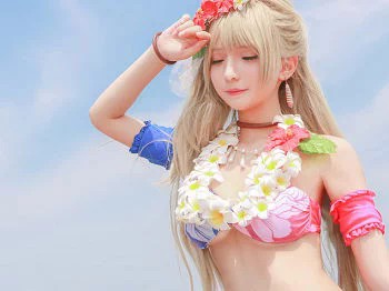 [Cosplay精选]南小鸟Cos夏威夷水着觉醒泳装福利性感写真14P